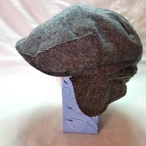 Vintage. The Men's Shop.  Flat cap hat. Used. Grey. Tweed. Ear covers.